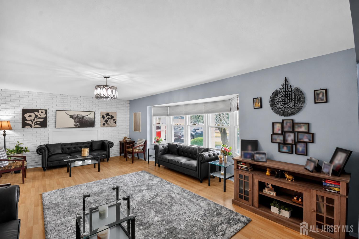 62 Macafee Rd, Franklin Twsp, NJ 08873 photo