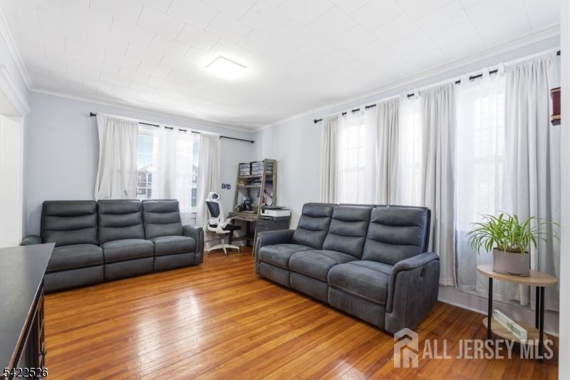 140 Grove Ave, Woodbridge Proper, NJ 07095 photo
