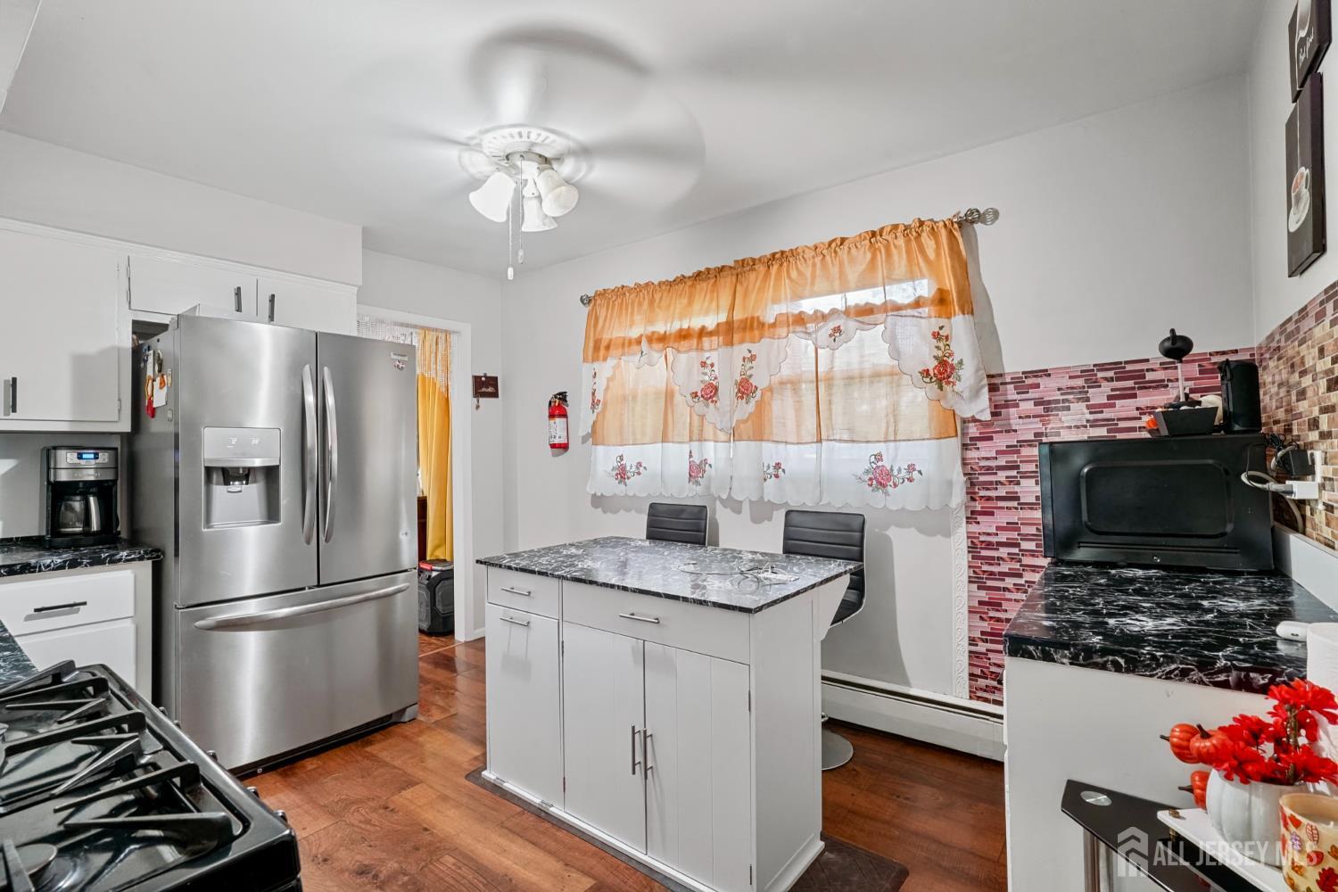 21 Coolidge Ave, East Brunswick, NJ 08816 photo