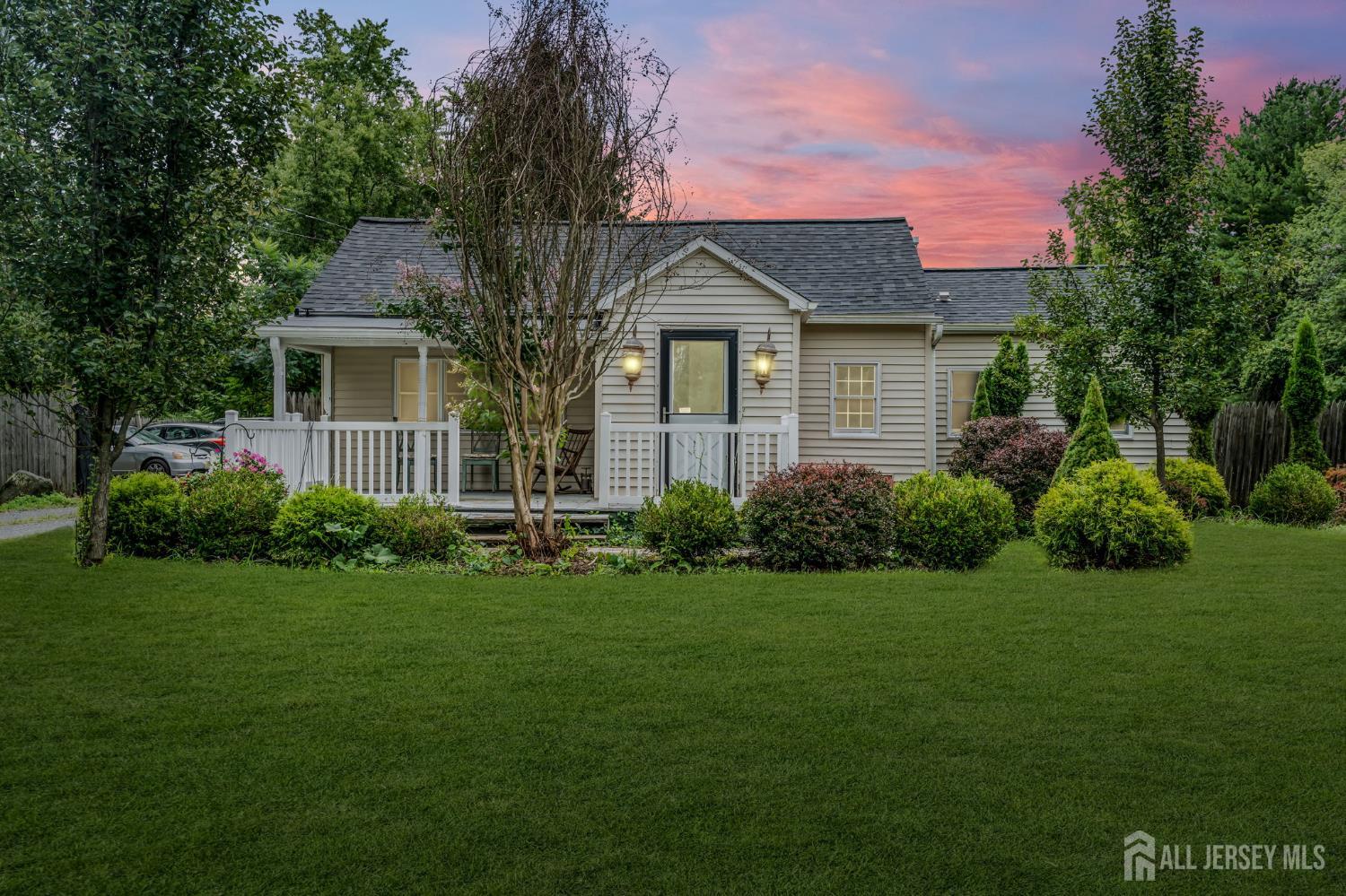 247 Friendship Rd, North Brunswick, NJ 08512