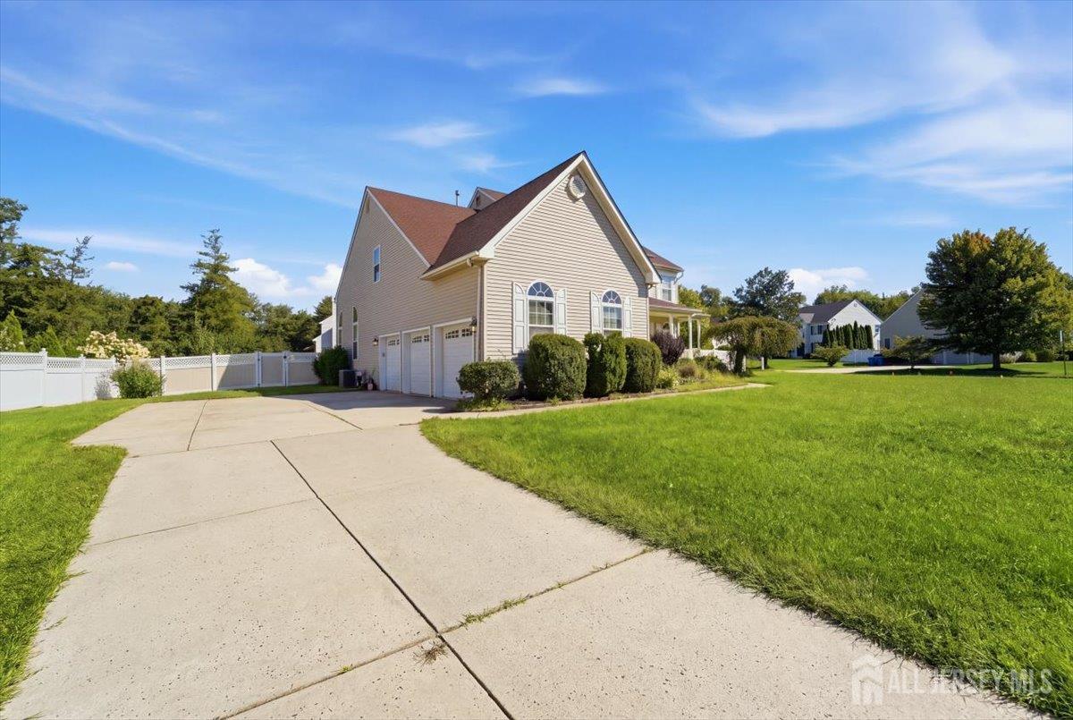 42 Margaret Dr, Somerset County, NJ 08873 photo