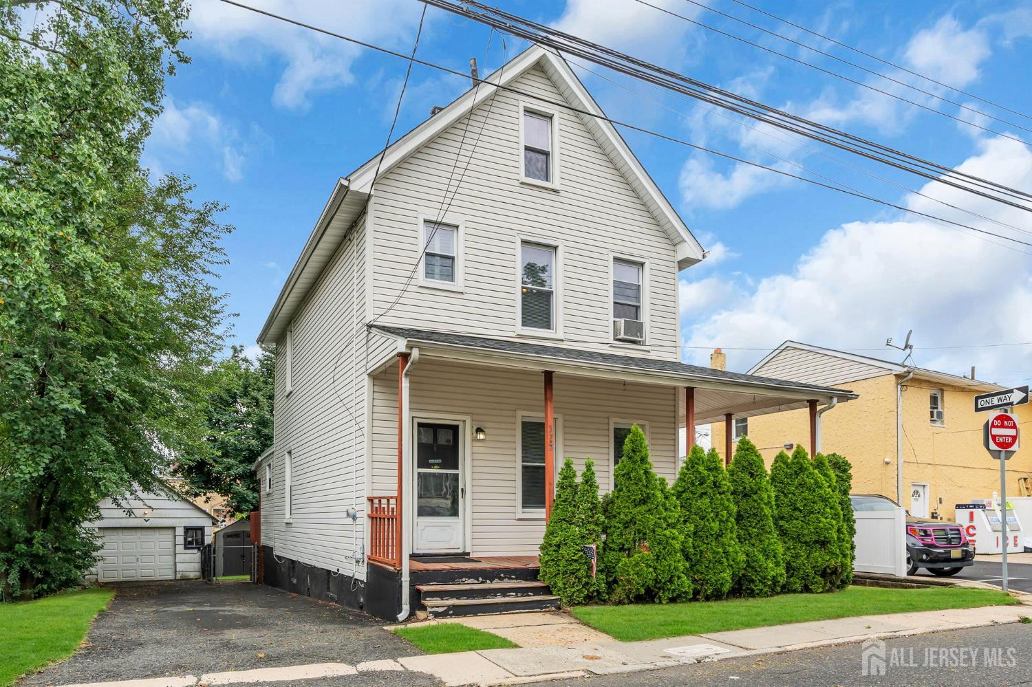 372 Prospect St, South Amboy, NJ 08879