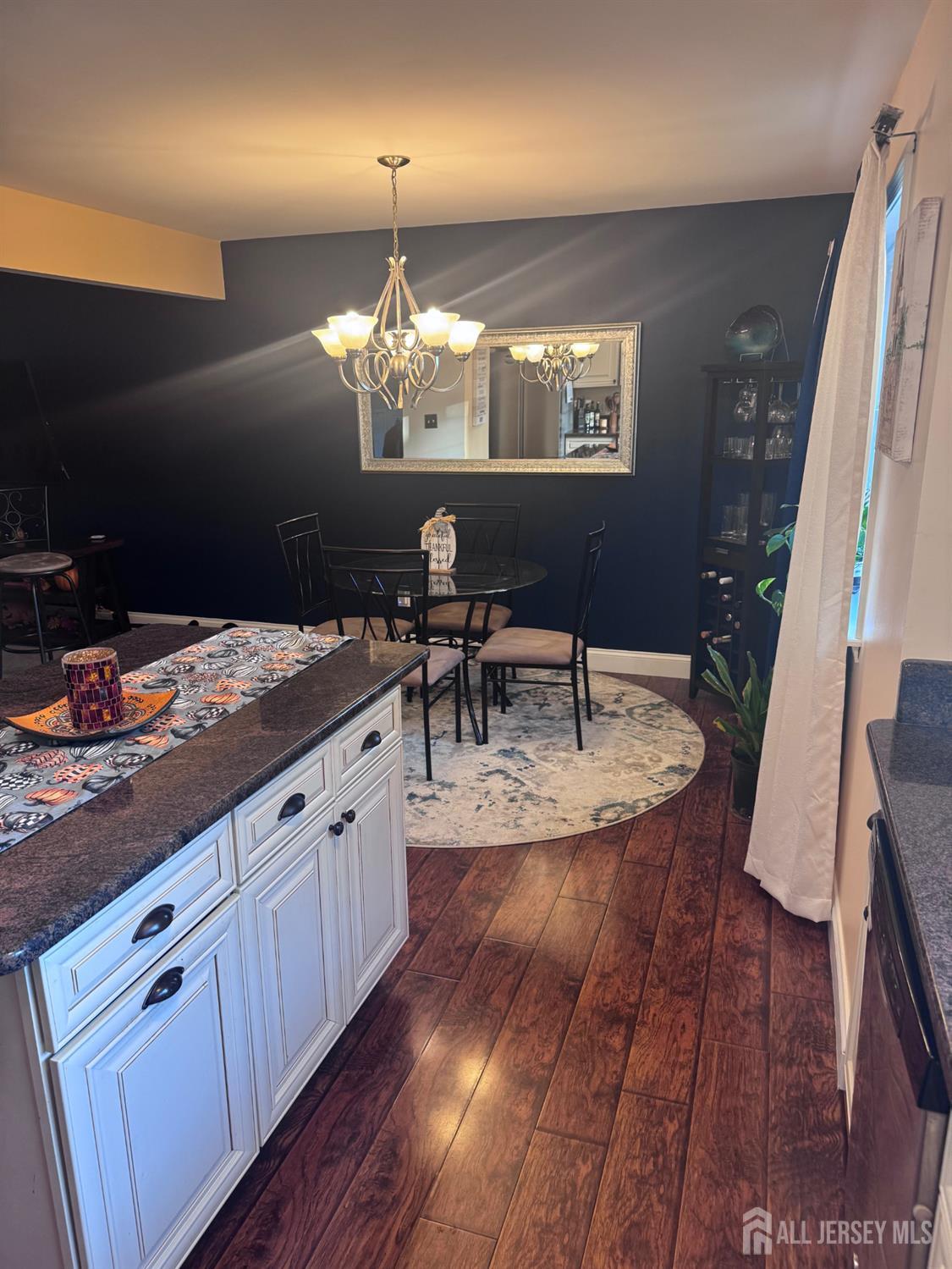 7 Verona Ave, Hampton, NJ 08619 photo