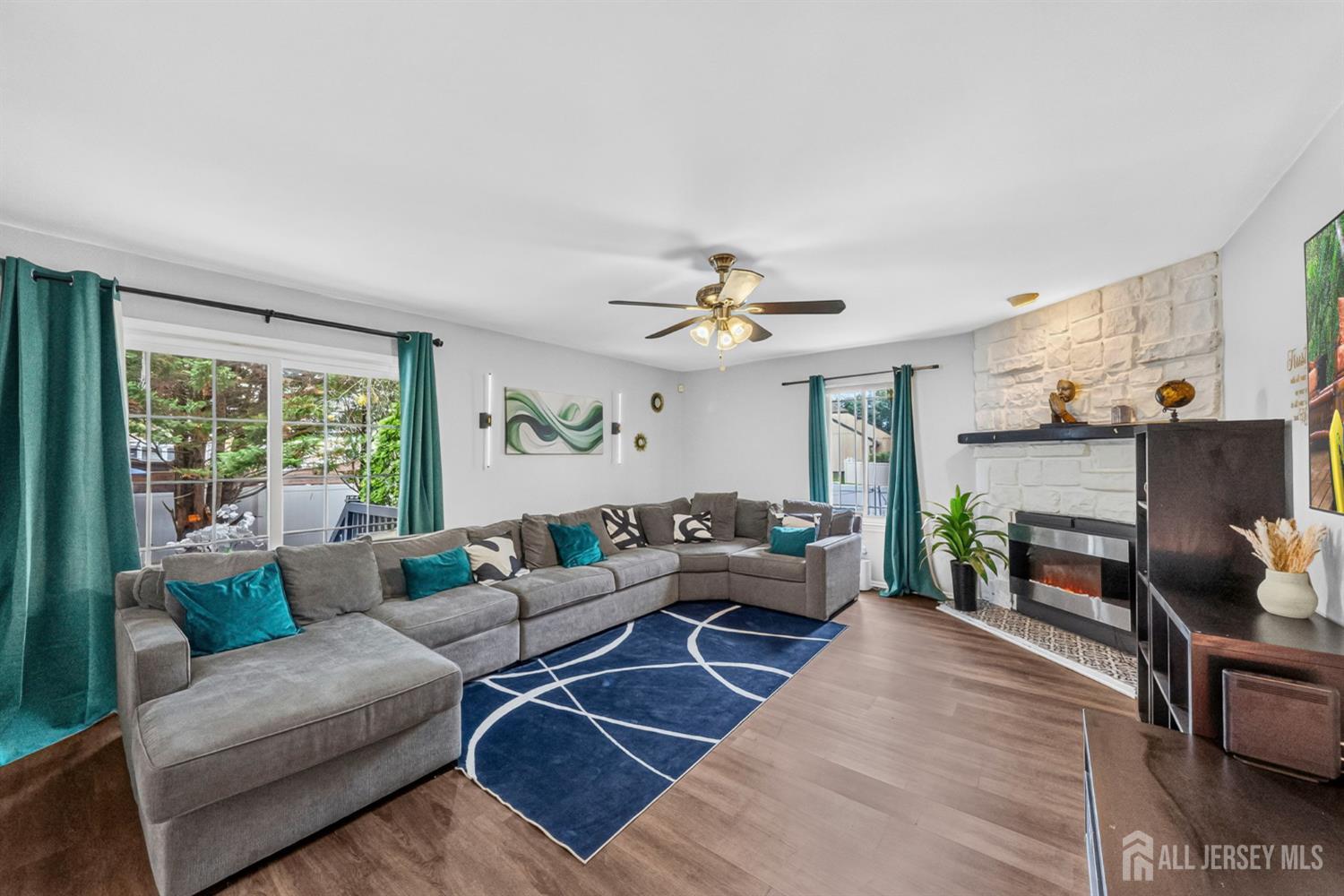 14 Schindler Dr, Old Bridge, NJ 08857 photo