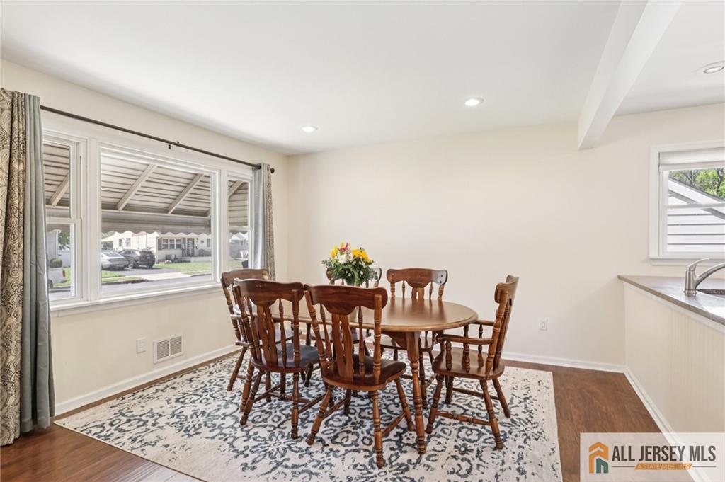 61 Wickom Ave, Hampton, NJ 08690 photo