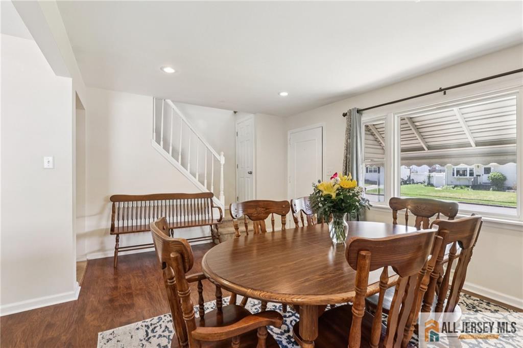 61 Wickom Ave, Hampton, NJ 08690 photo