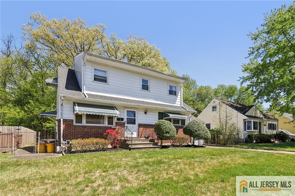 61 Wickom Ave, Hampton, NJ 08690