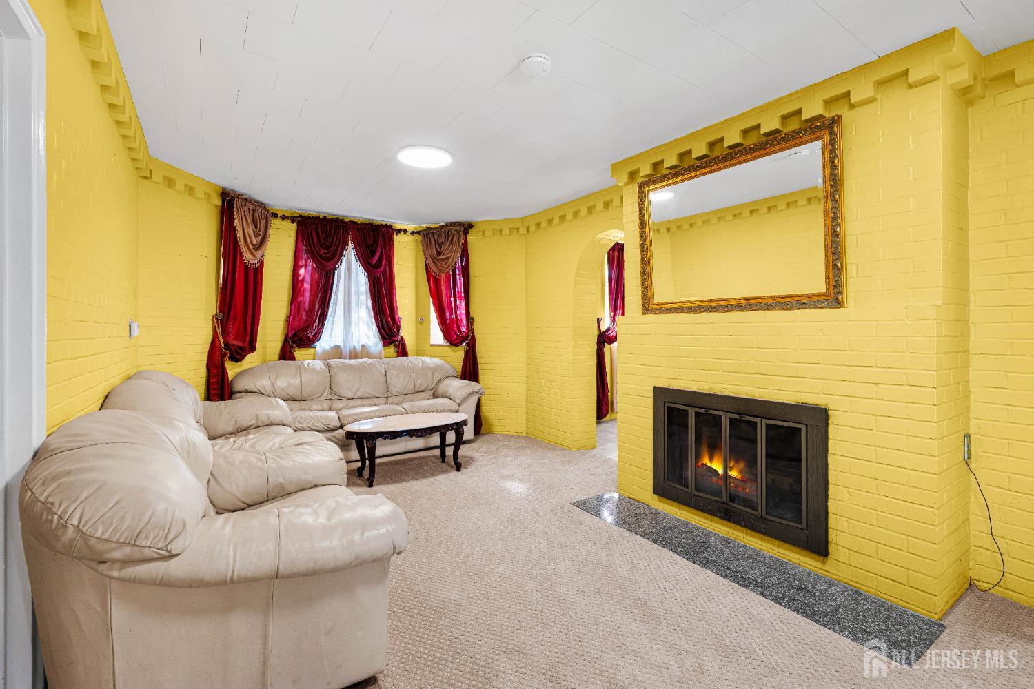 321 Manalapan Rd, Spotswood, NJ 08884 photo