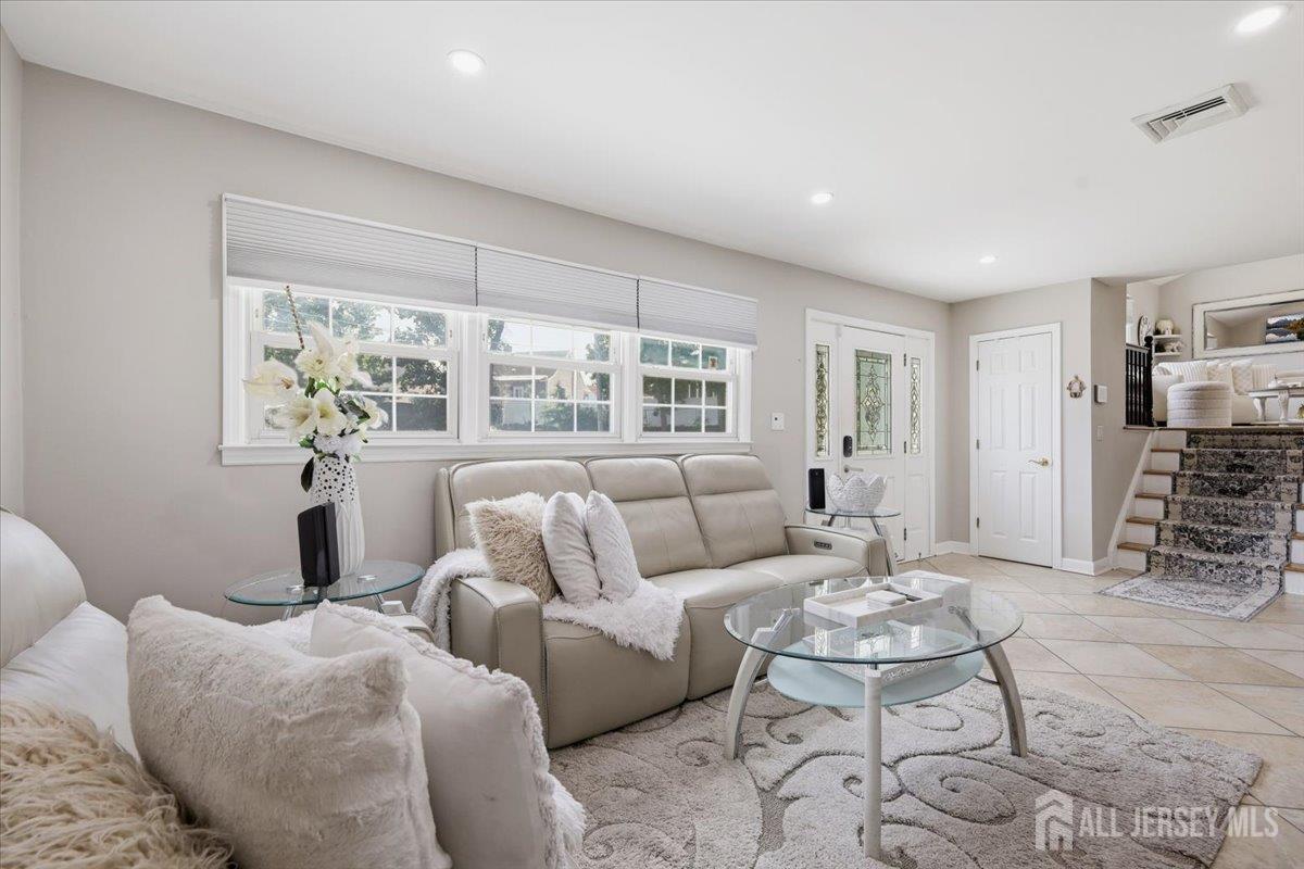 18 Stern Pl, Fords, NJ 08863 photo