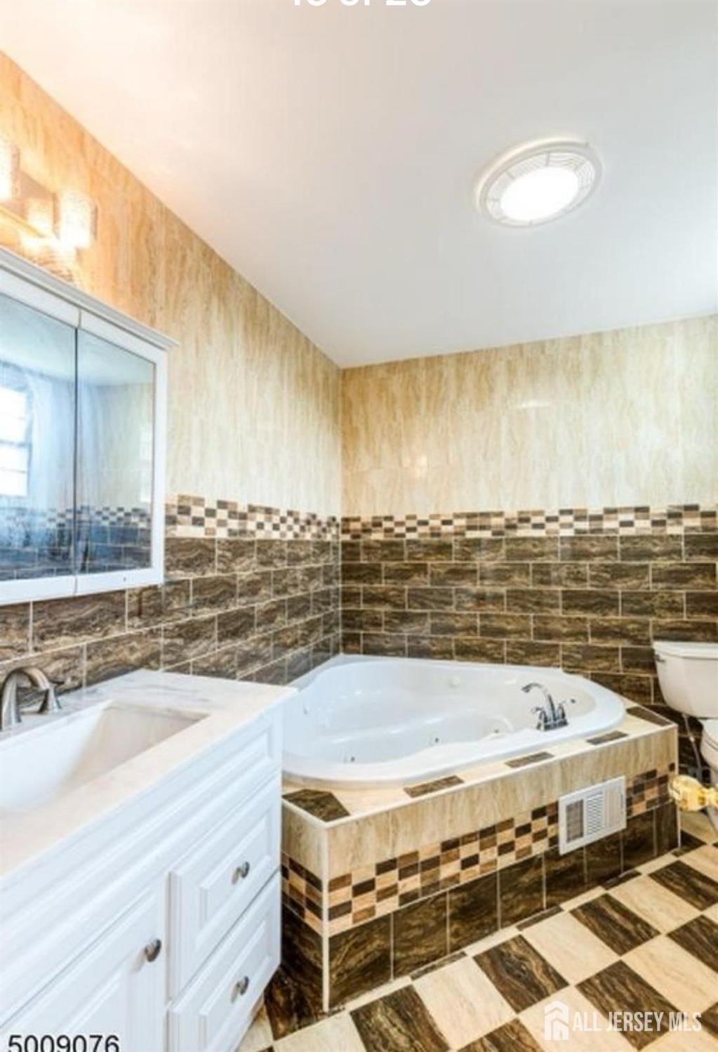 265 Correja Ave, Iselin, NJ 08830 photo