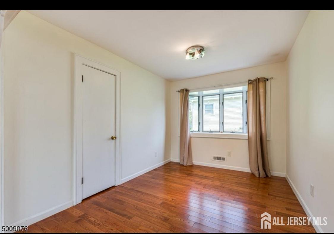 265 Correja Ave, Iselin, NJ 08830 photo