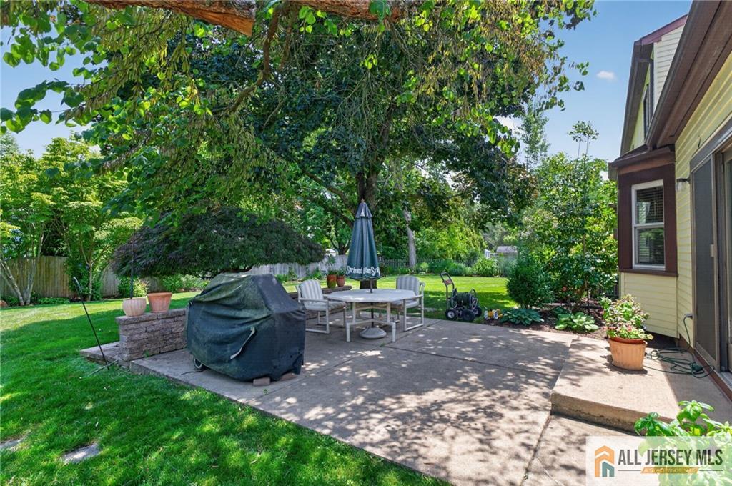 10 Krebs Rd, Plainsboro, NJ 08536 photo