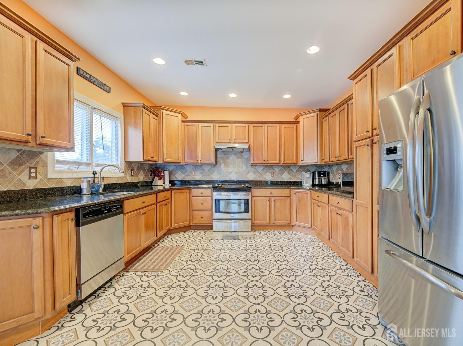 100 Trieste St, Iselin, NJ 08830 photo