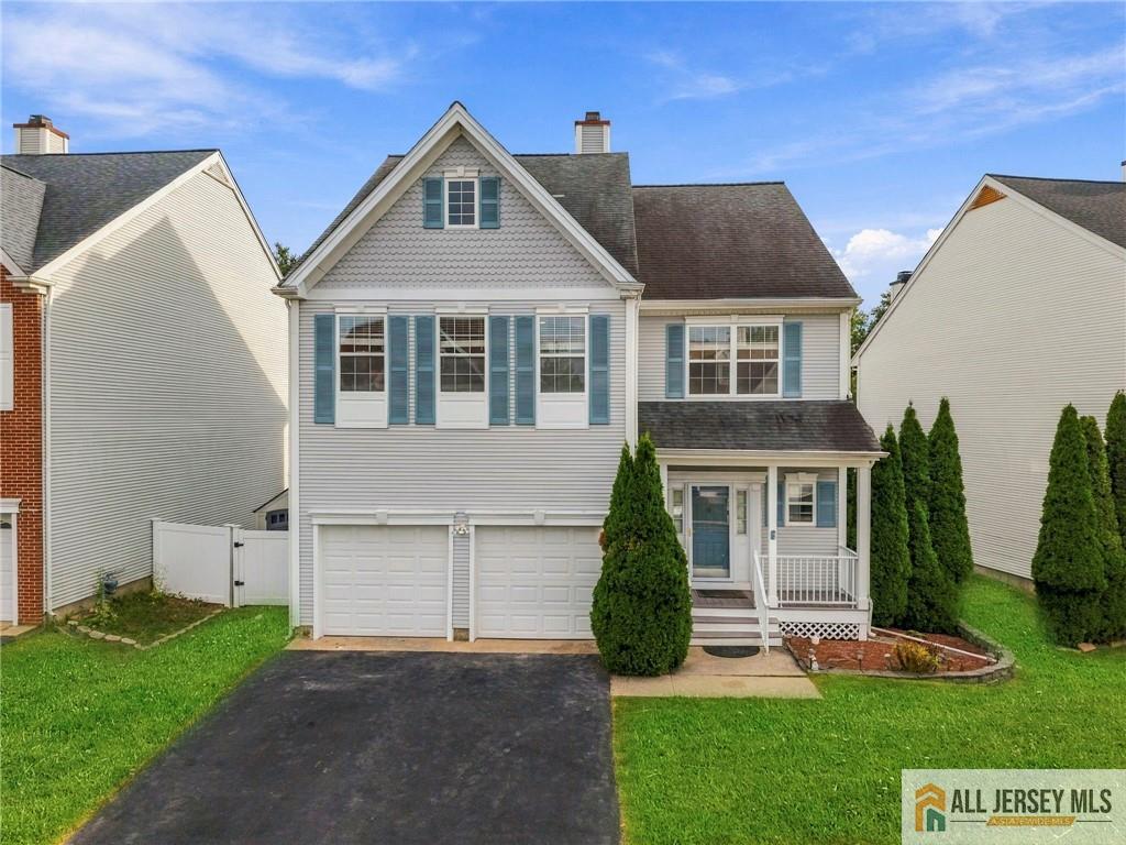 22 Stanford Dr, North Brunswick, NJ 08824