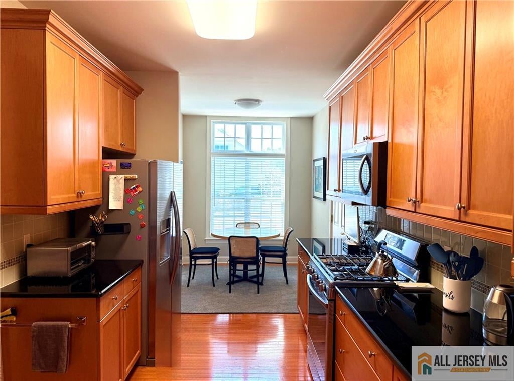 2302 Schindler Dr, North Brunswick, NJ 08852 photo