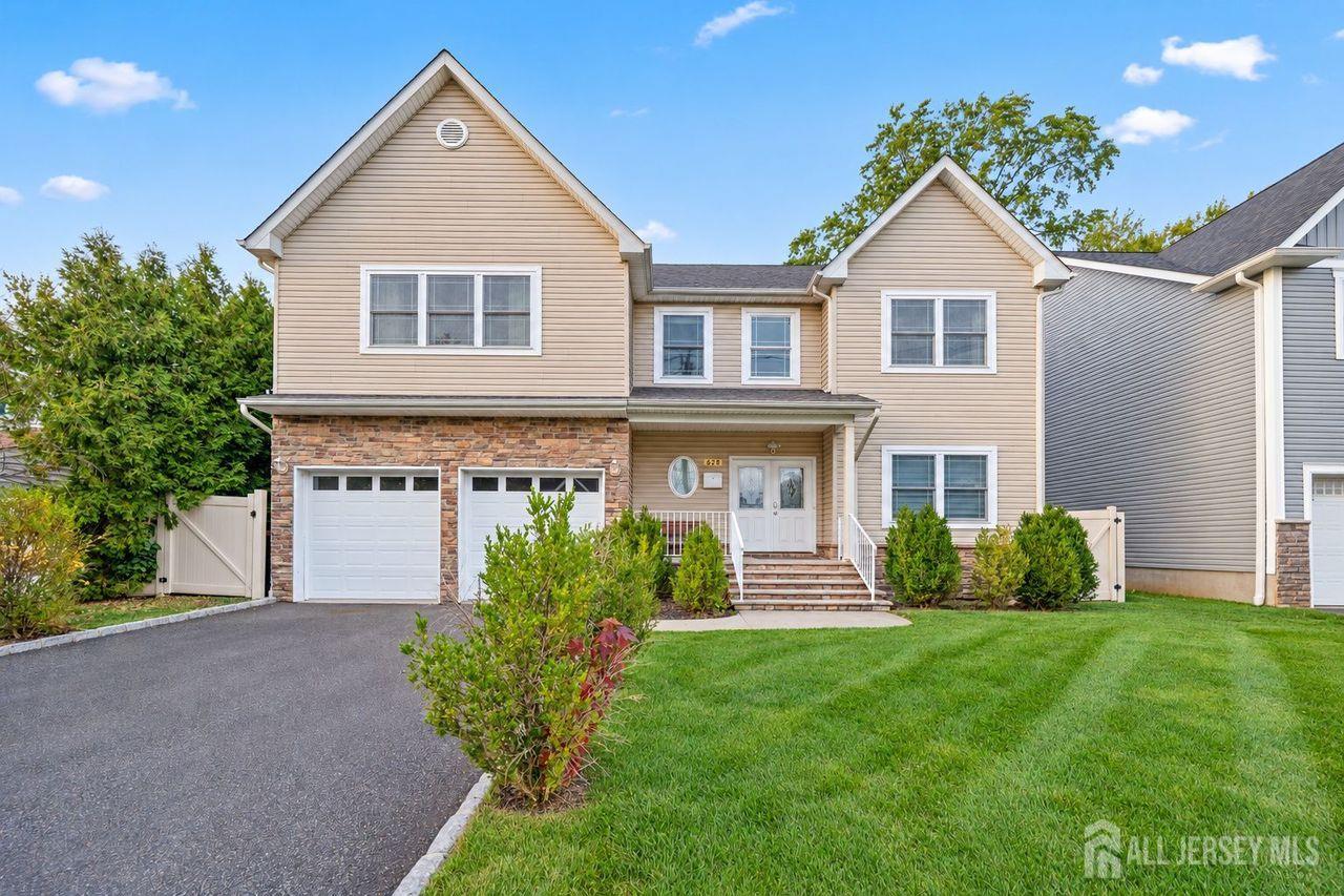 628 New Dover Rd, Colonia, NJ 07067