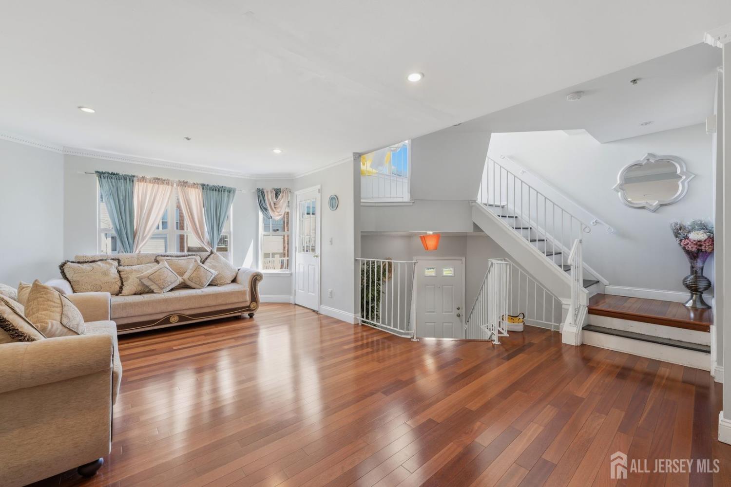 726 Harbortown Blvd, Perth Amboy, NJ 08861 photo