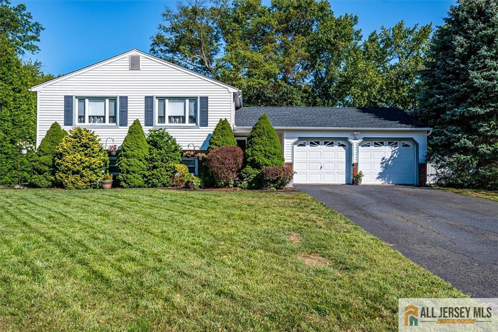 6 Paul Ave, North Brunswick, NJ 08824