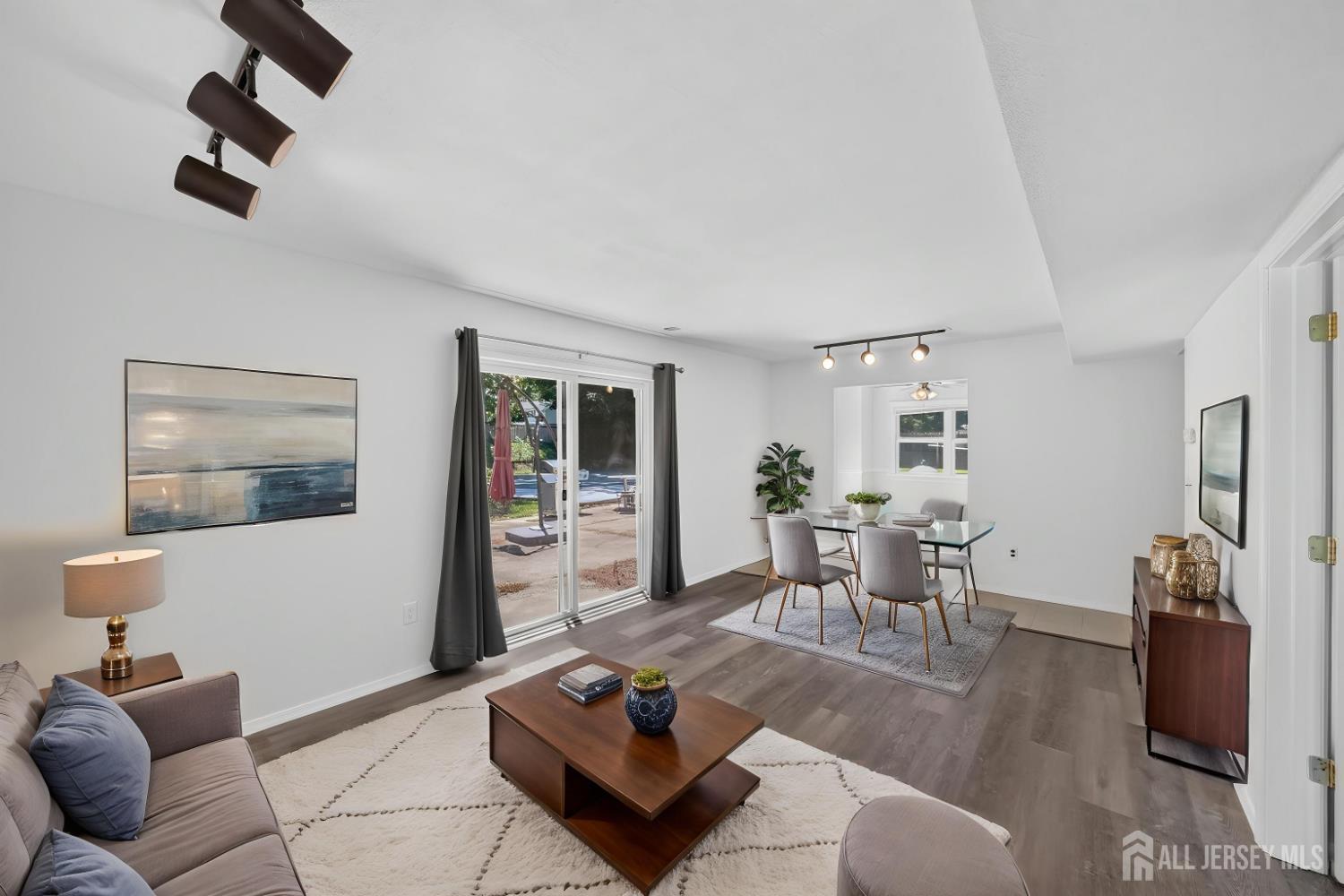 15 Harper Rd, North Brunswick, NJ 08852 photo