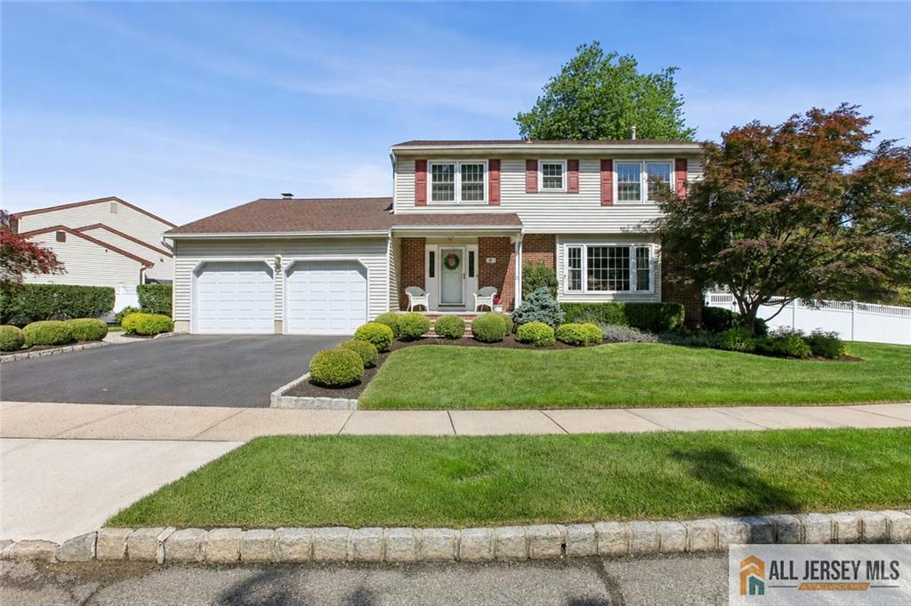 4 Van Loan Ave, Sayreville, NJ 08872