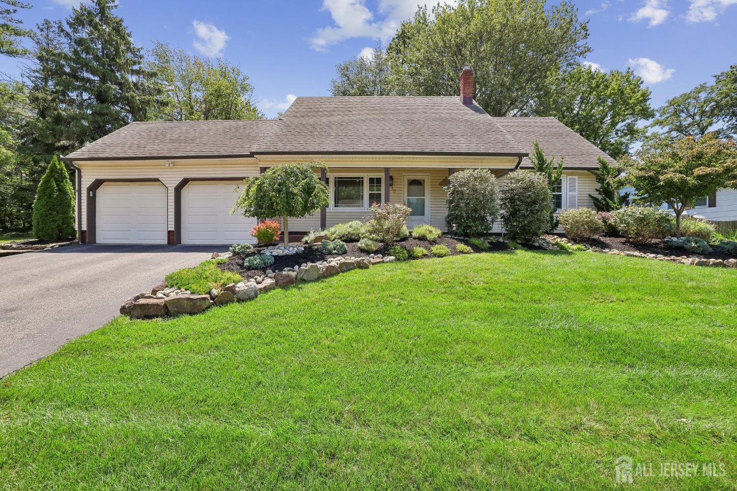 219 1st St, Edison, NJ 08820