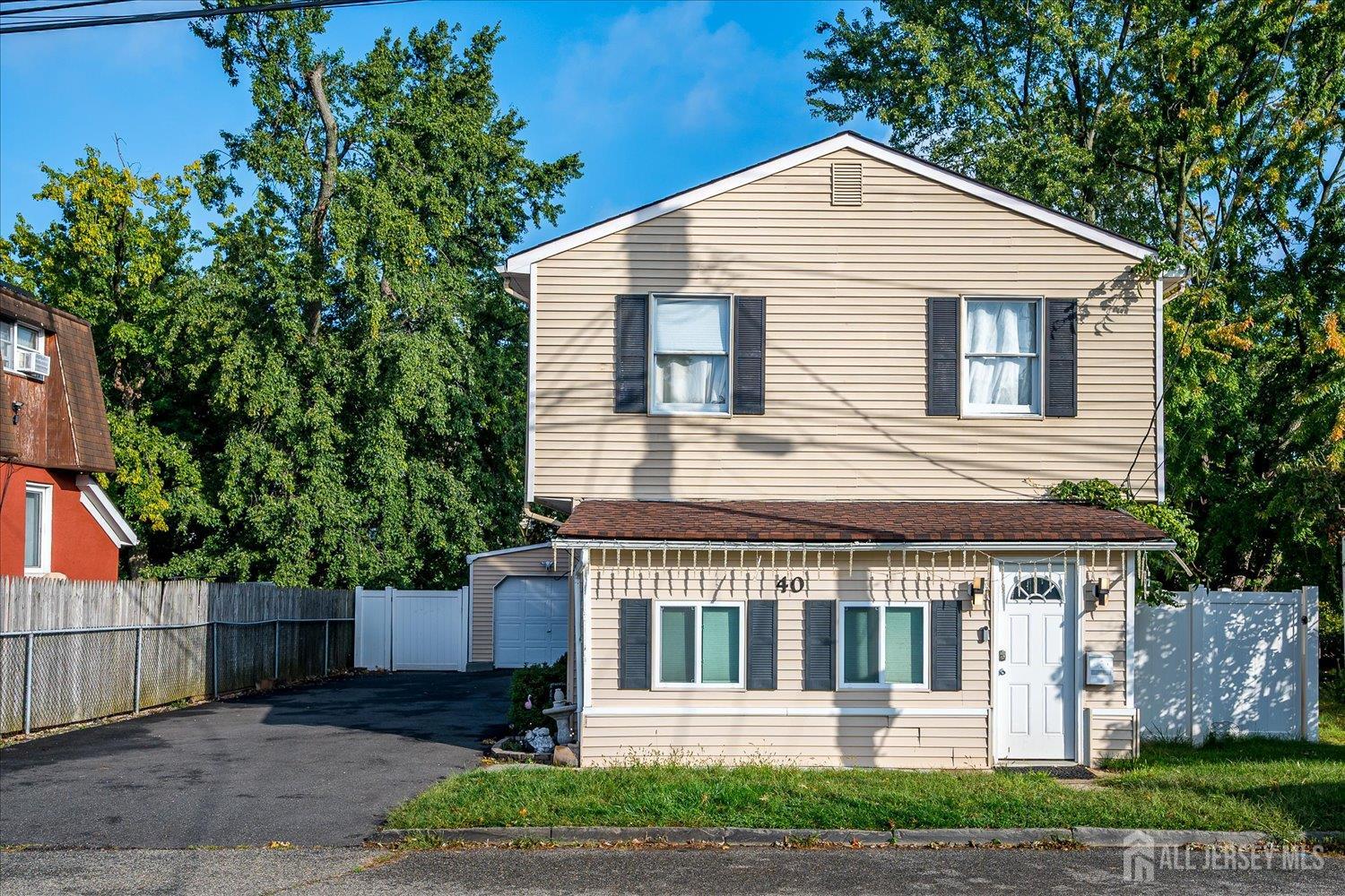 40 Wedgewood Ave, Woodbridge Proper, NJ 07095