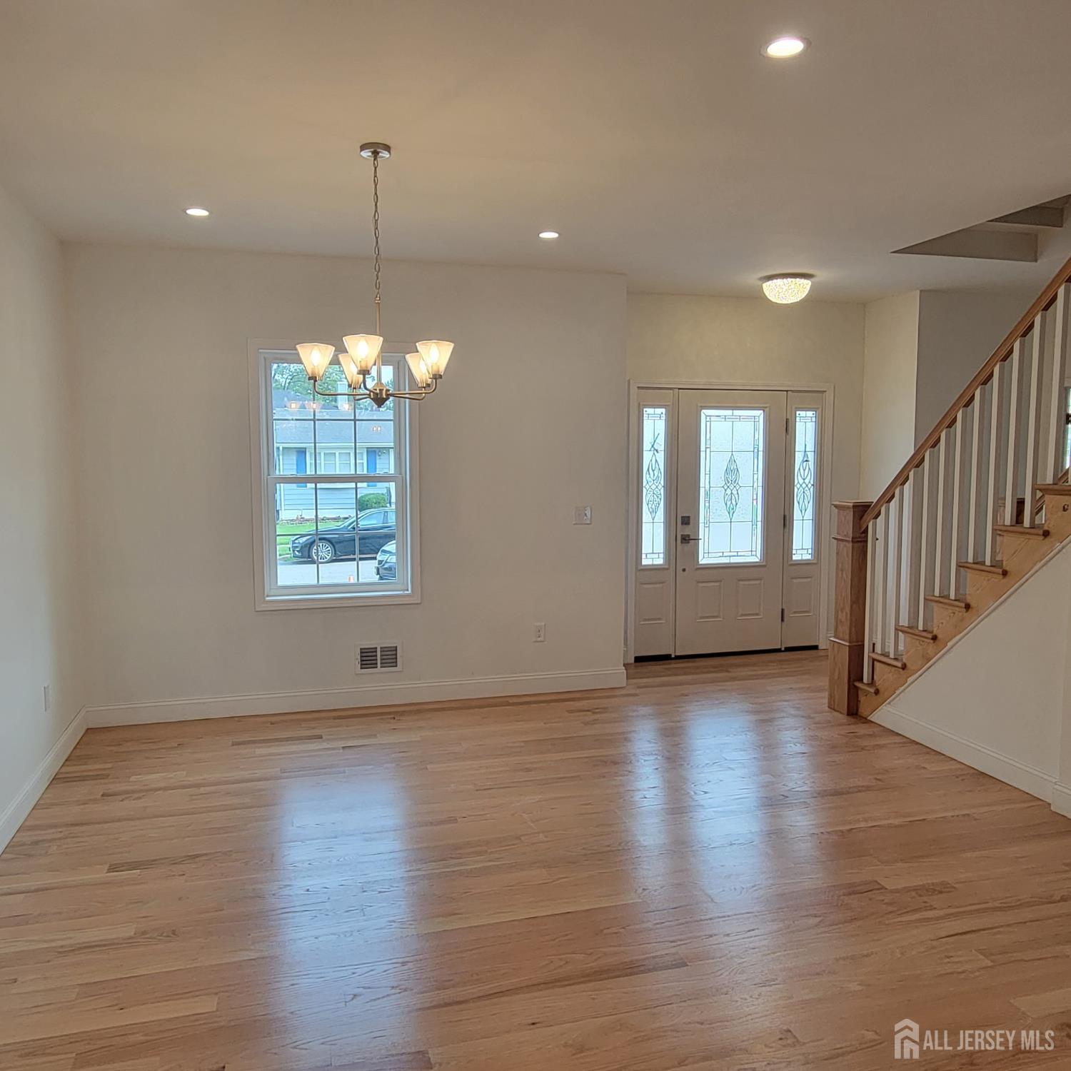 208 E James Pl, Iselin, NJ 07095 photo