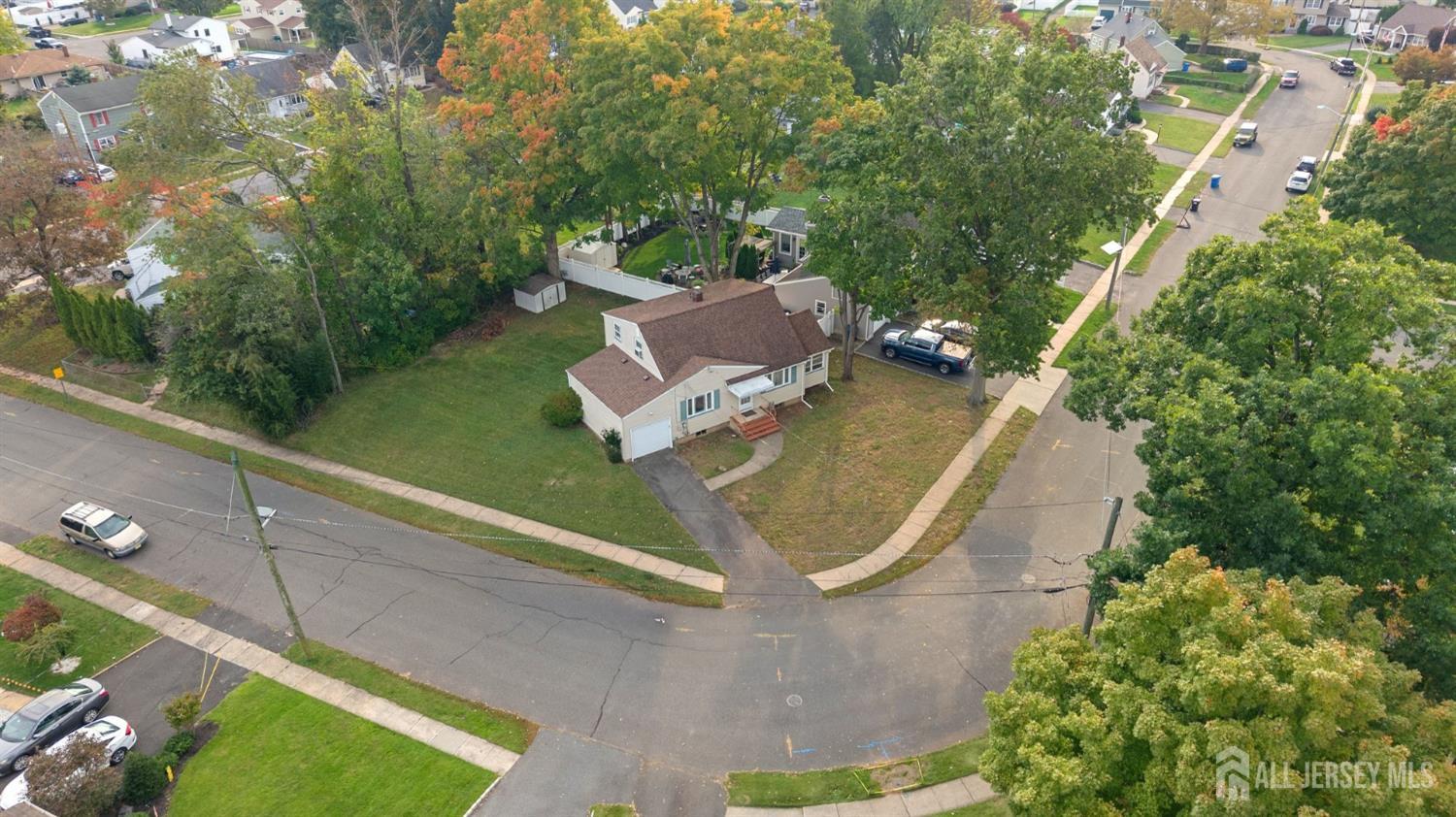 37 Leeds Dr, South Plainfield, NJ 07080 photo