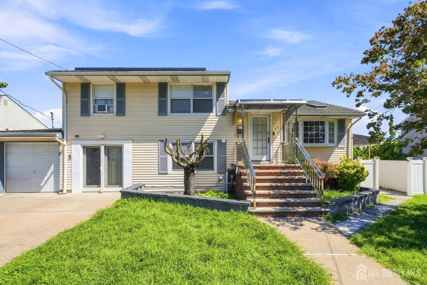 25 Penn St, Fords, NJ 08863 photo