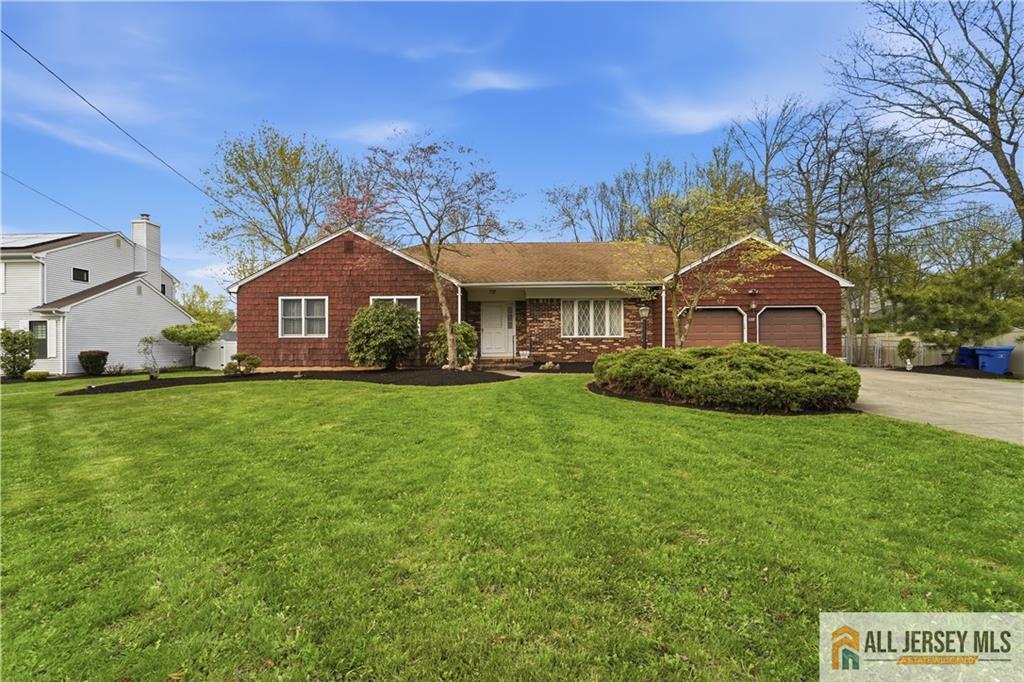 1177 Aaron Rd, North Brunswick, NJ 08902