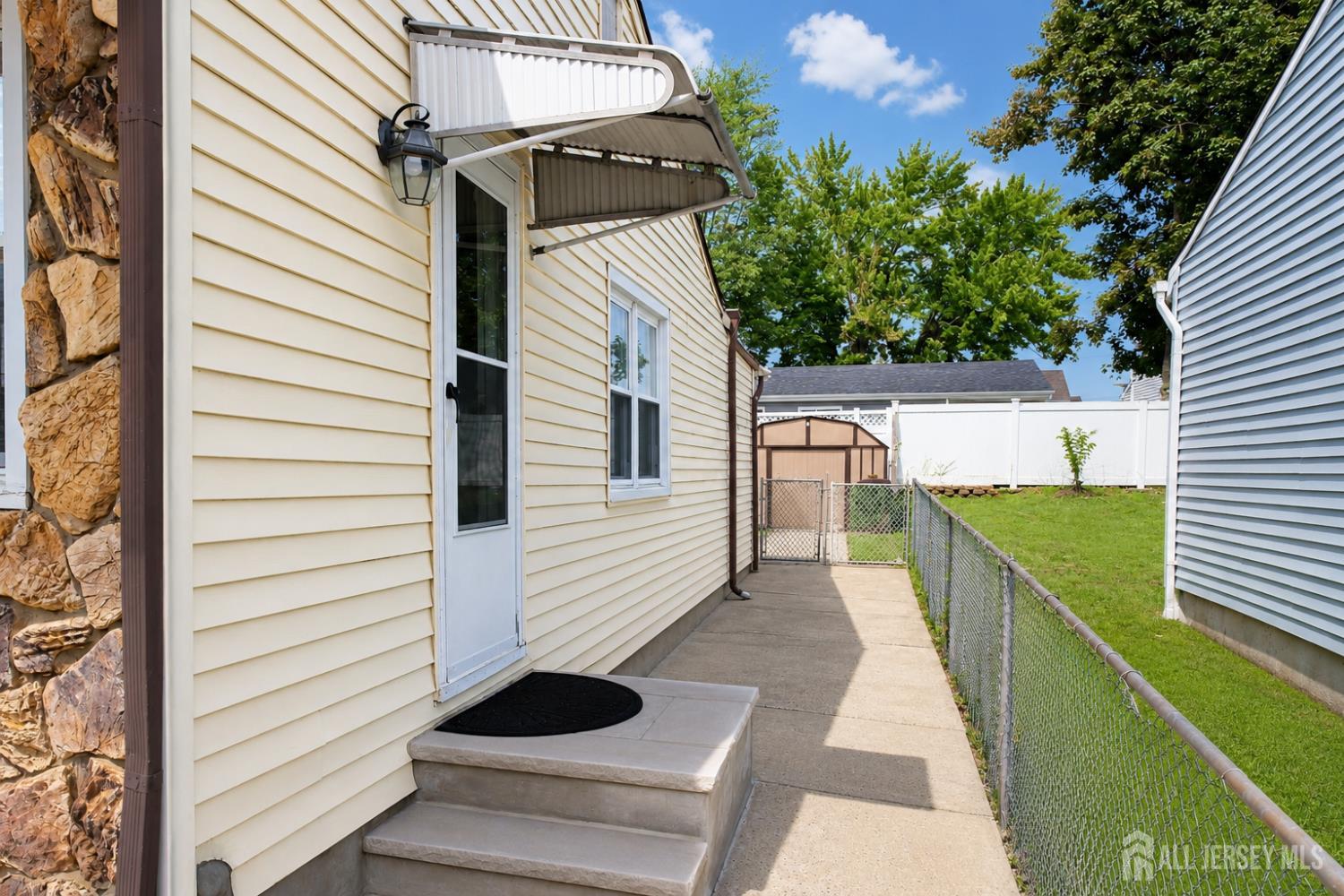 199 Princeton Rd, Parlin, NJ 08859 photo