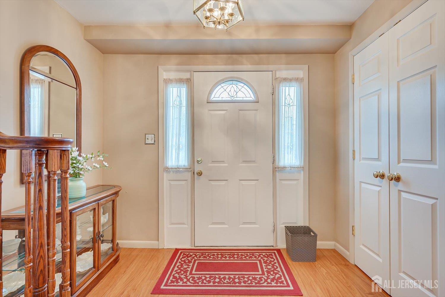 48 Frost Ave, Edison, NJ 08820 photo