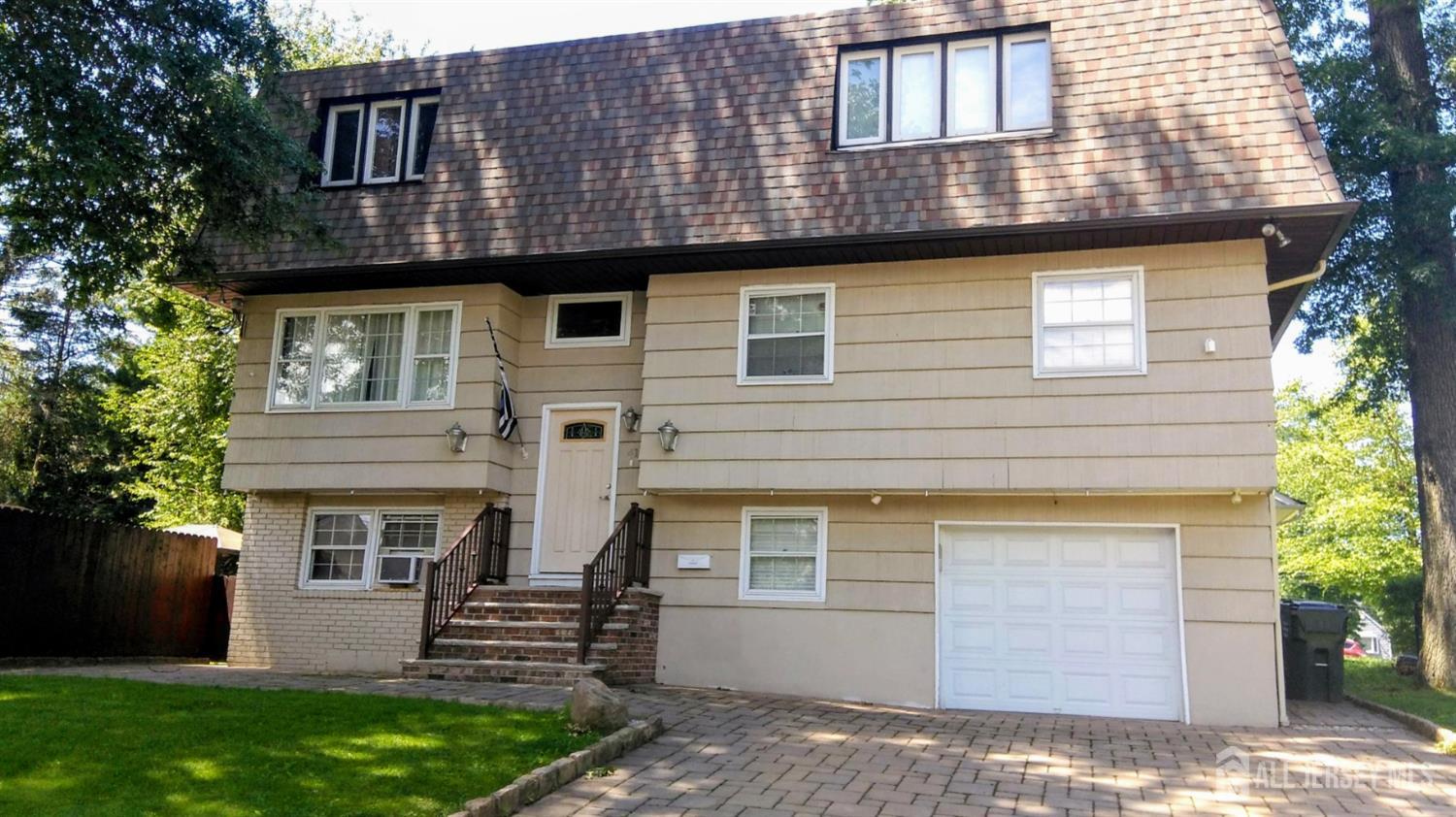 41 Claremont Ave, Colonia, NJ 07067
