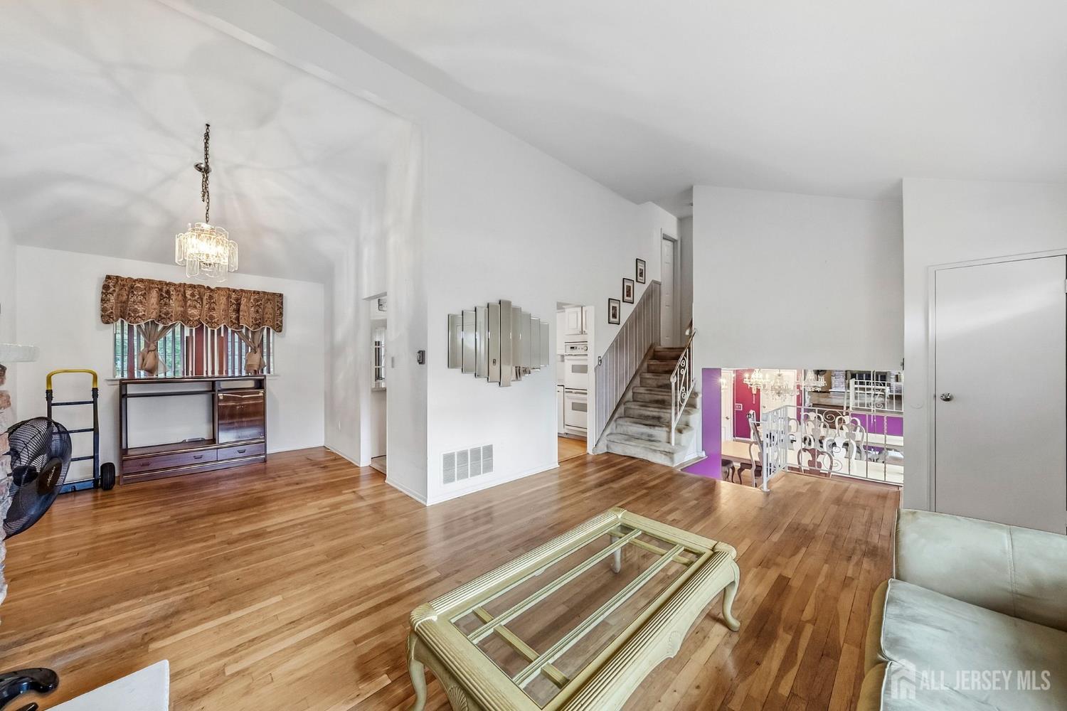 26 Bradford, East Brunswick, NJ 08816 photo