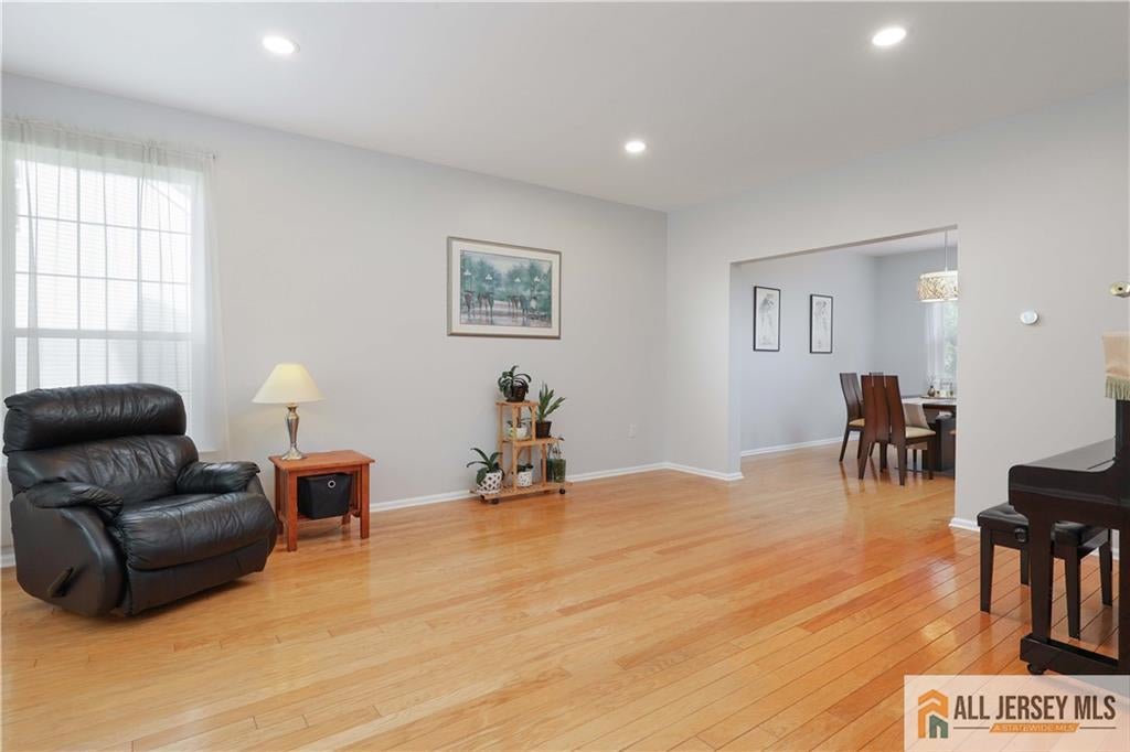 24 Hyde Park Dr, East Brunswick, NJ 08816 photo