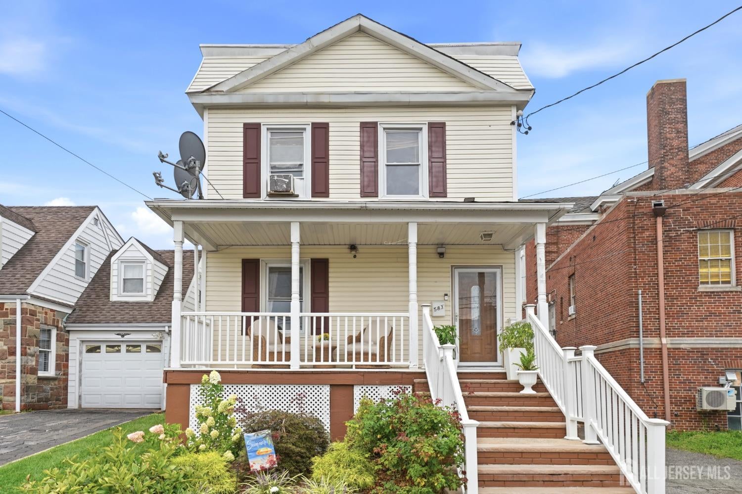 583 Mckeon St, Perth Amboy, NJ 08861 photo