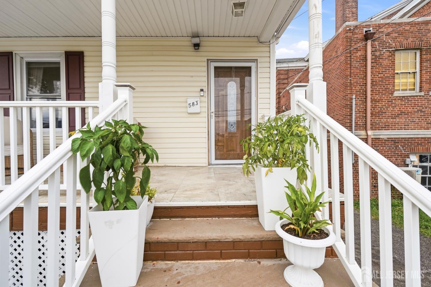 583 Mckeon St, Perth Amboy, NJ 08861 photo