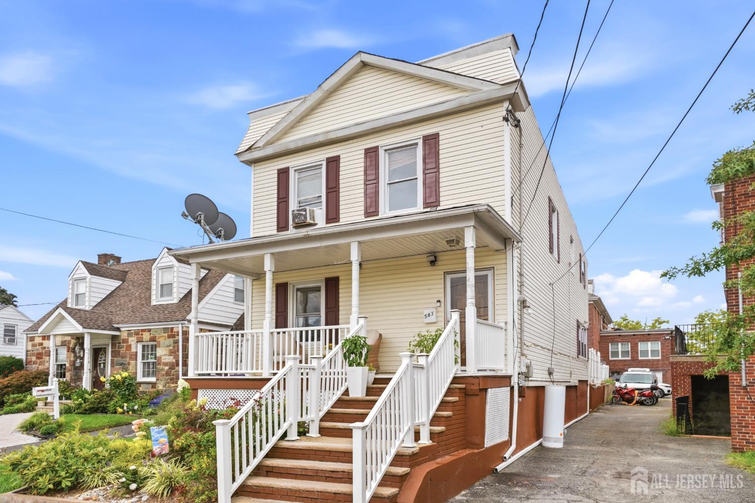 583 Mckeon St, Perth Amboy, NJ 08861 photo