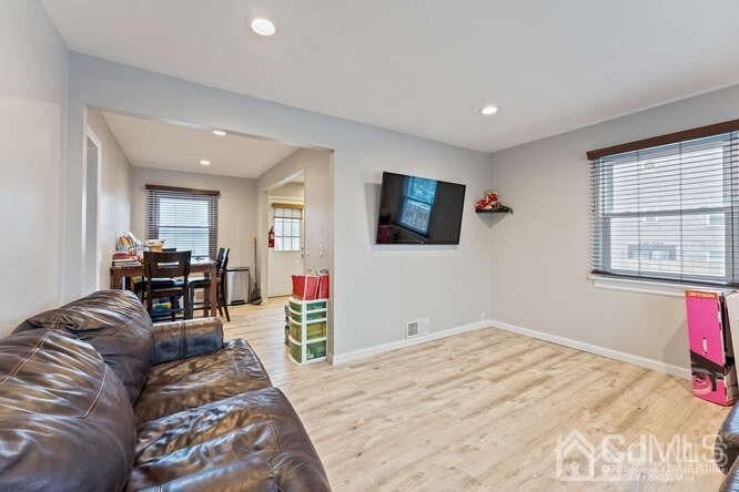 14 Seymour Ave, Woodbridge Proper, NJ 07095 photo