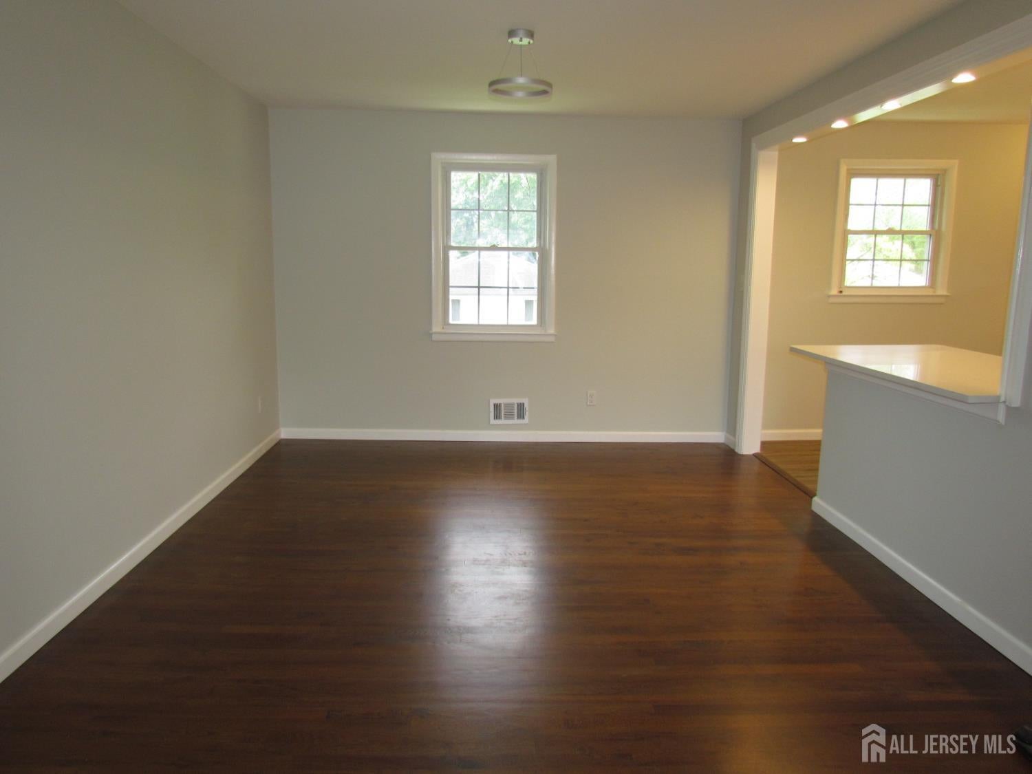 5284 Deborah Dr, Piscataway, NJ 08854 photo