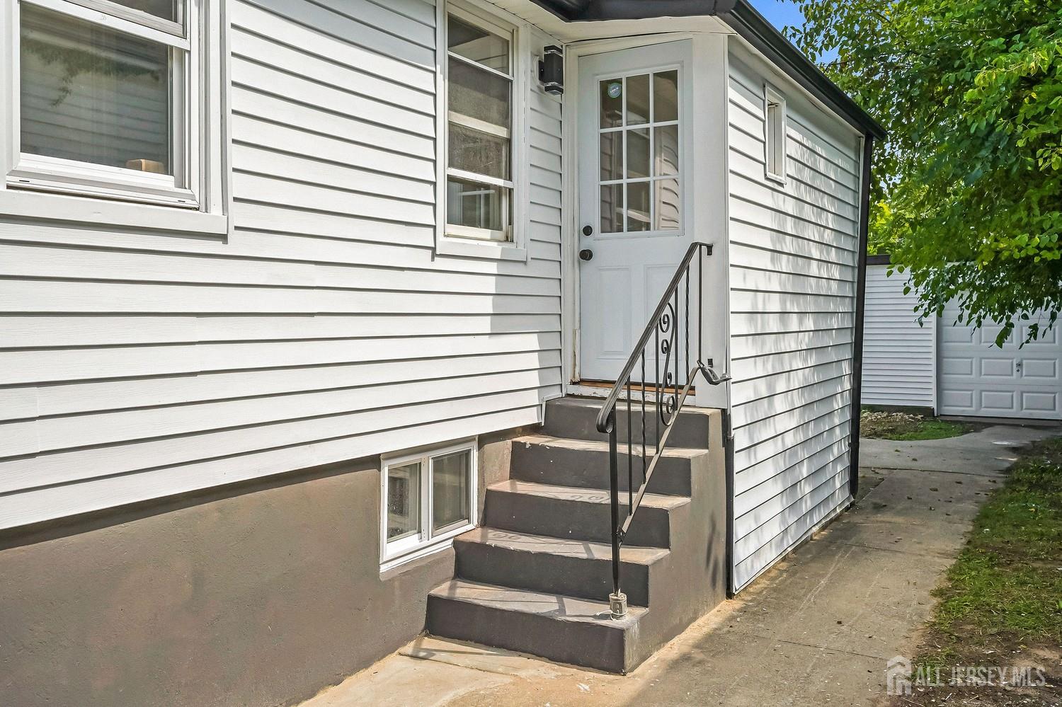181 Hilltop Blvd, Old Bridge, NJ 07735 photo