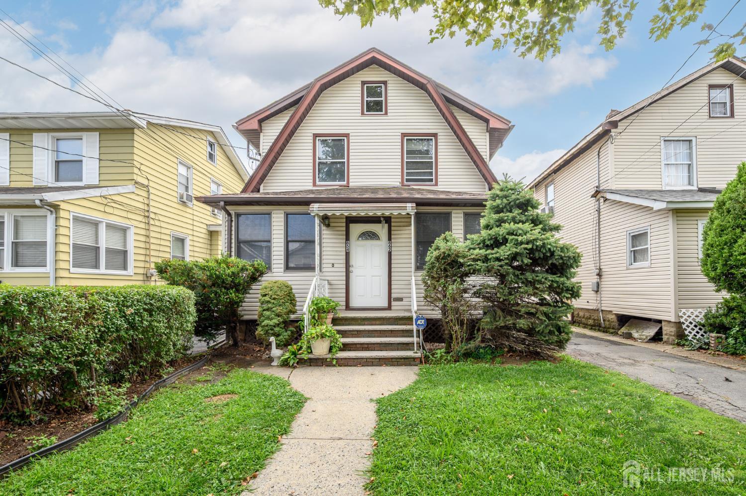862 Gibbons Ct, Elizabeth, NJ 07202