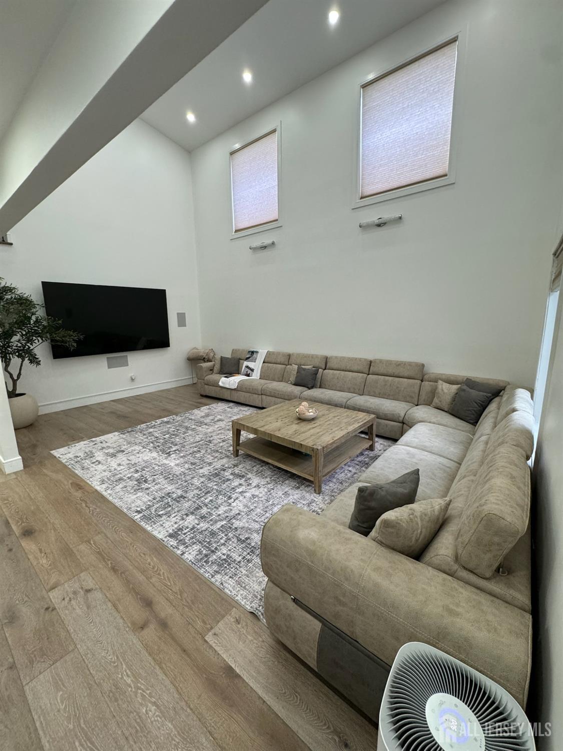 37 N Gable Ct, Old Bridge, NJ 07747 photo