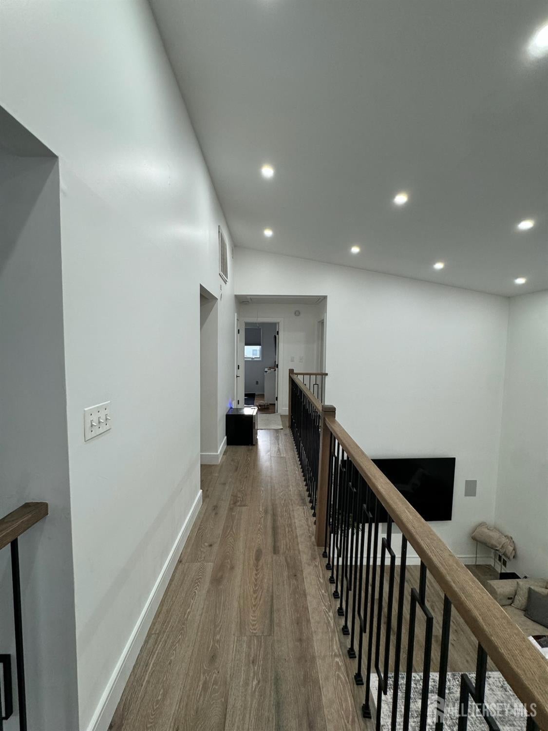 37 N Gable Ct, Old Bridge, NJ 07747 photo