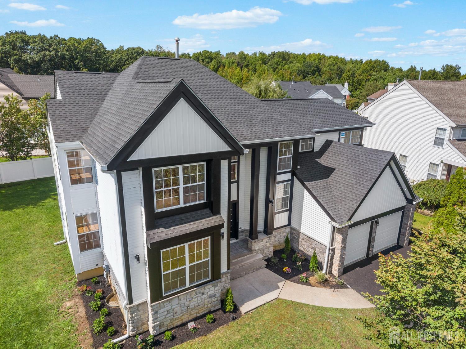 7 Hauser Ln, Old Bridge, NJ 07747 photo