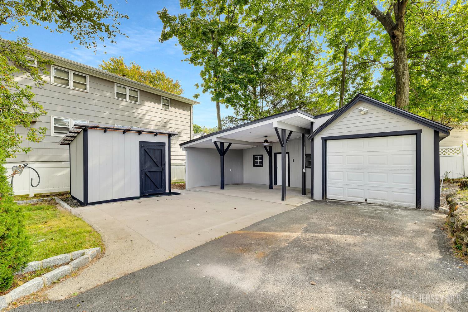 345 Broughton Ave, Bloomfield, NJ 07003 photo