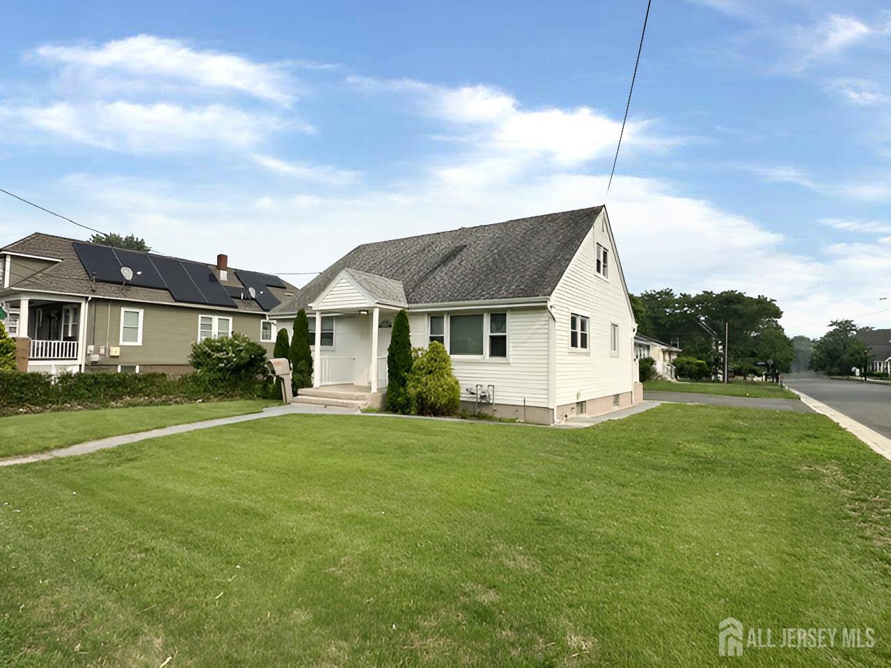 796 Hamilton St, Somerset County, NJ 08873 photo