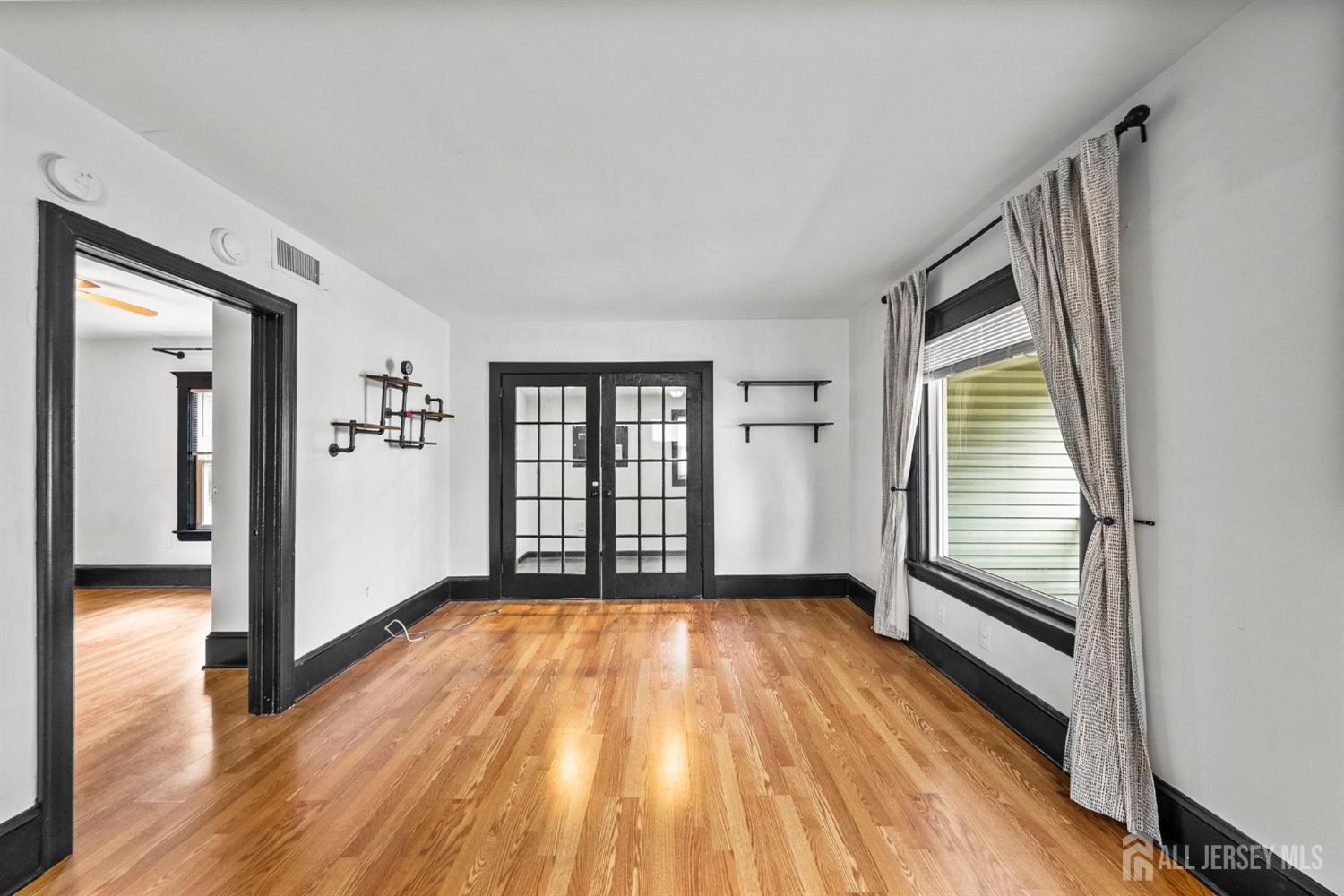 13 Baldwin St, New Brunswick, NJ 08901 photo
