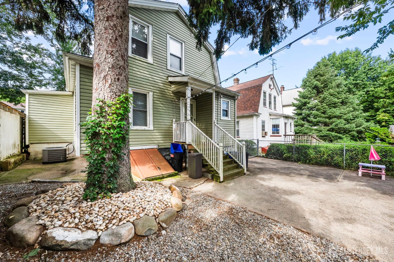 13 Baldwin St, New Brunswick, NJ 08901 photo