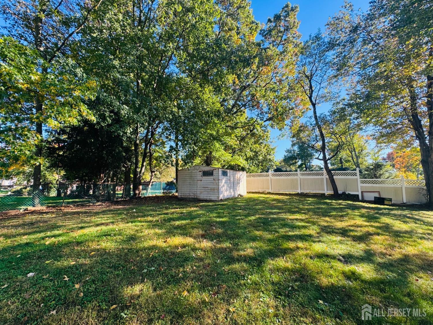 33 Mary Ellen Dr, Edison, NJ 08820 photo
